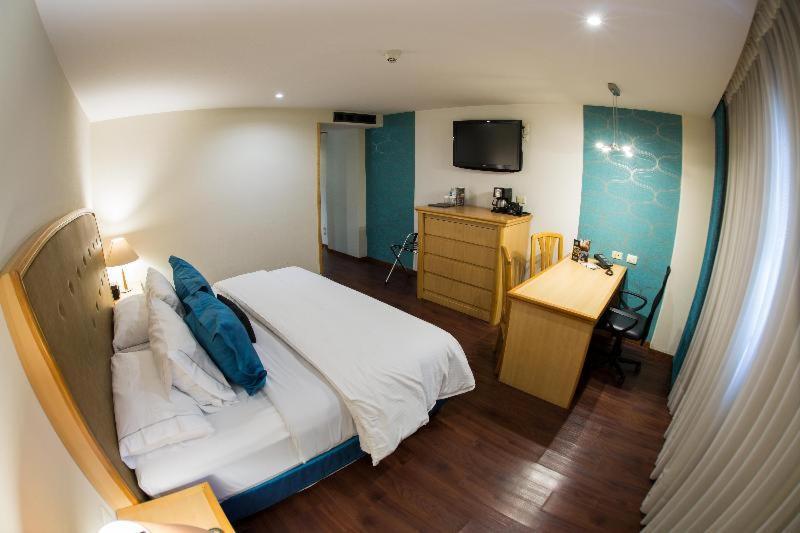 Hotel Riazor Aeropuerto Mexiko-Stadt Zimmer foto